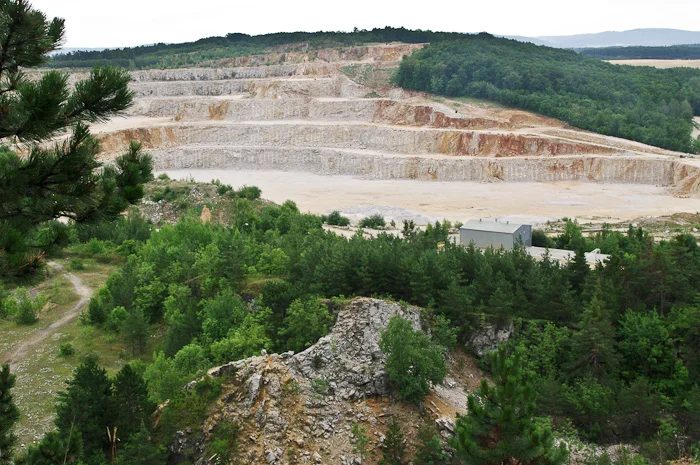 Mineralogická lokalita Koněprusy, Čertovy schody, Czech Republic