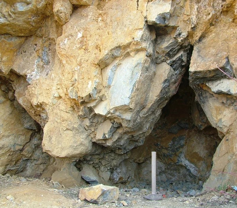 Mineralogická lokalita Lom Prefa, Grygov, Czech Republic