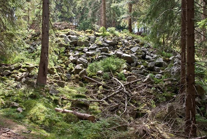 Mineralogická lokalita Luhy u Horní Blatné, Czech Republic