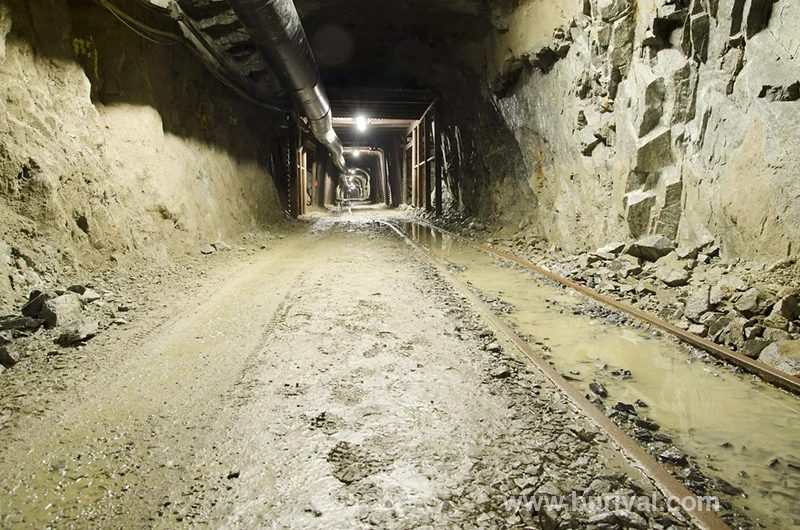 Mineralogická lokalita Mokrsko západ, Czech Republic