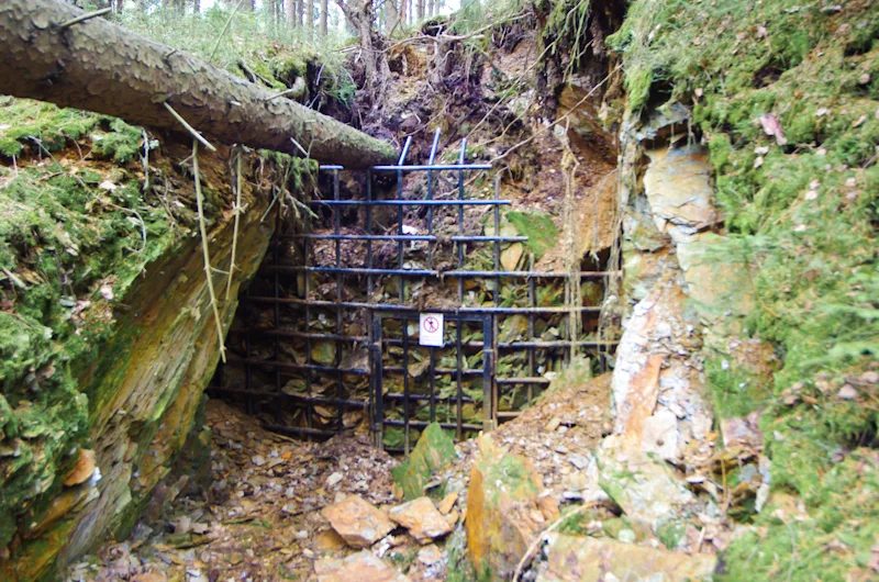 Mineralogická lokalita Oloví, štola Ignác, Czech Republic