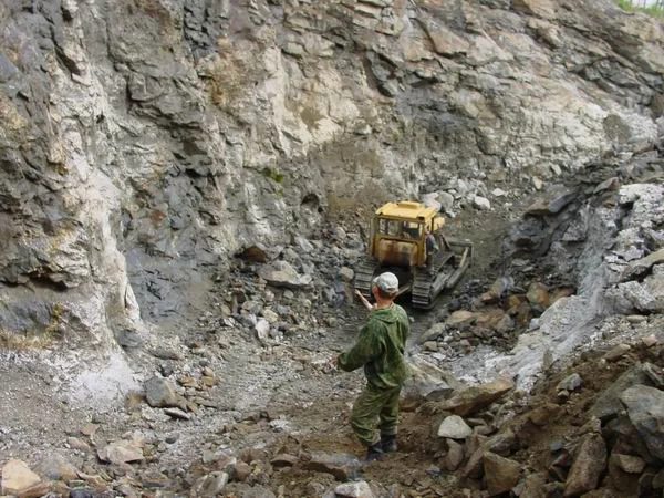 Mineralogická lokalita Pegmatit "Mechová žíla""", Russia