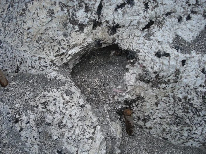 Mineralogická lokalita Pegmatit "Sousedka""", Russia