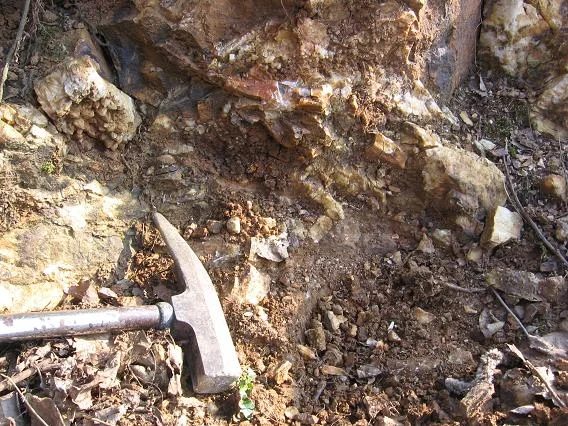 Mineralogická lokalita Peklo u Haber, Czech Republic
