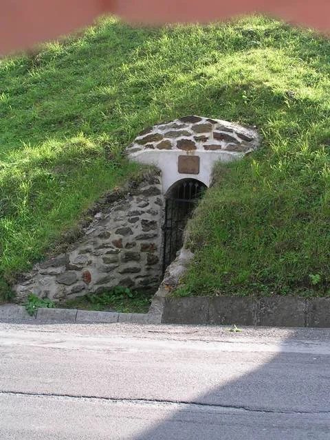 Mineralogická lokalita Smolník, štola na náměstí, Czech Republic