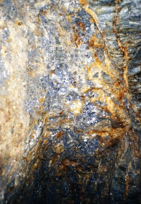 Mineralogická lokalita Stříbro, Dlouhá žíla, Czech Republic