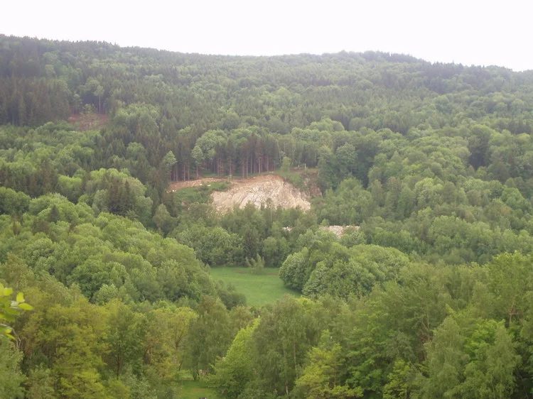 Mineralogická lokalita Vápenná, Vycpálkův lom, Czech Republic