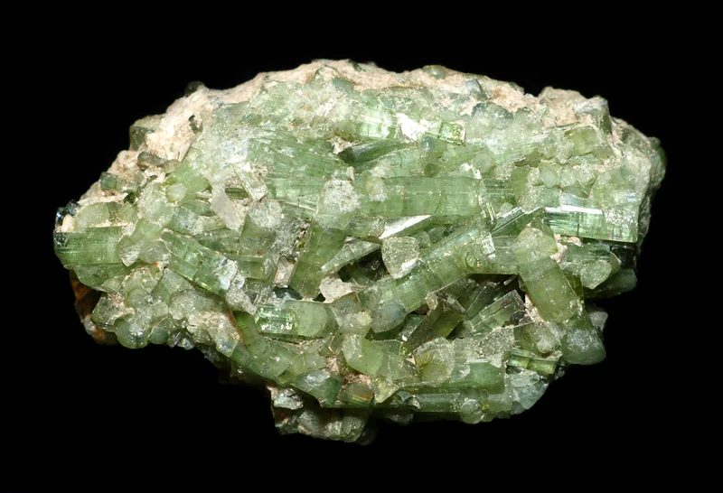 Fotografie minerálu Elbait (var. verdelit) z lokality Kanteewa, Afghanistan