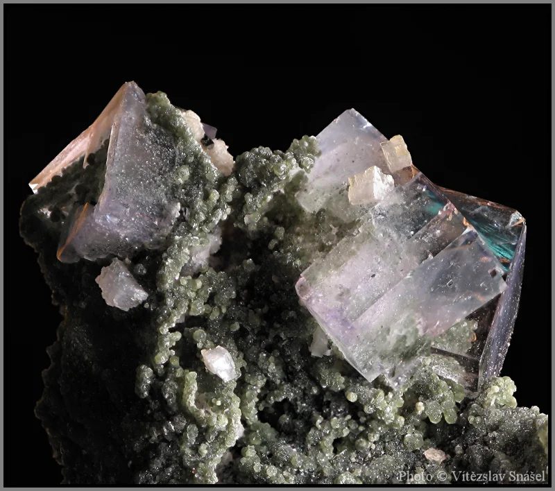 Fotografie minerálu Fluorit z lokality Budjgar, Mongolia
