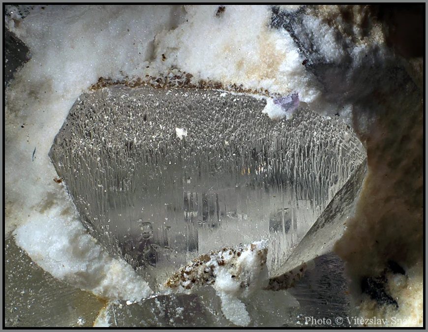 Fotografie minerálu Topaz z lokality Krupka, Czech Republic