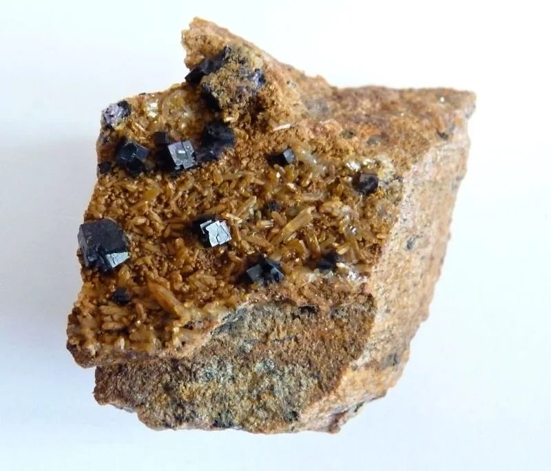 Fotografie minerálu Fluorit z lokality Nedvědice, Czech Republic