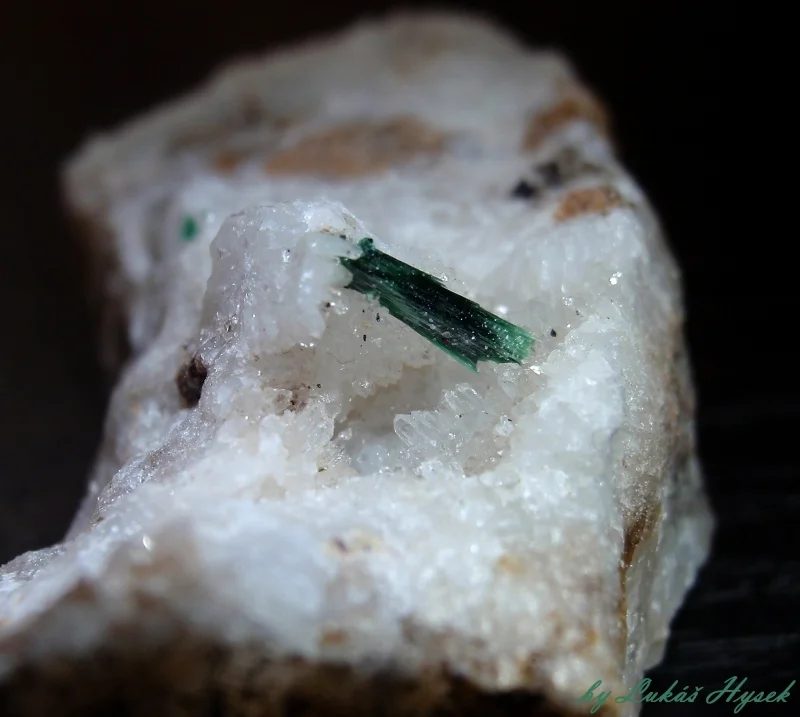 Fotografie minerálu Malachit z lokality Borovec, Czech Republic