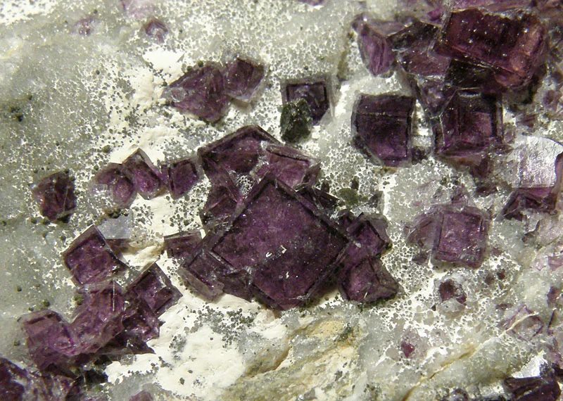 Fotografie minerálu Fluorit z lokality Běstvina, Czech Republic