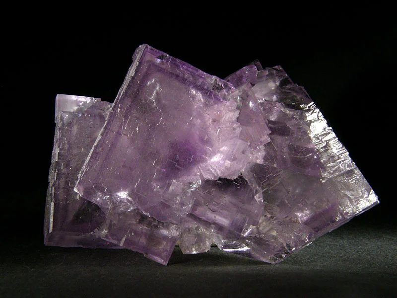 Fotografie minerálu Fluorit z lokality Berbes, Asturias, Spain