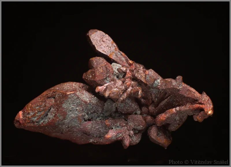 Fotografie minerálu Měď z lokality Dzhezkazgan Mine, Kazakhstan