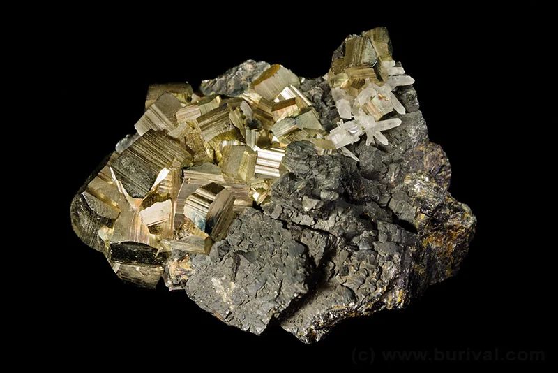 Fotografie minerálů Pyrit, Sfalerit z lokality Huanzala, Peru