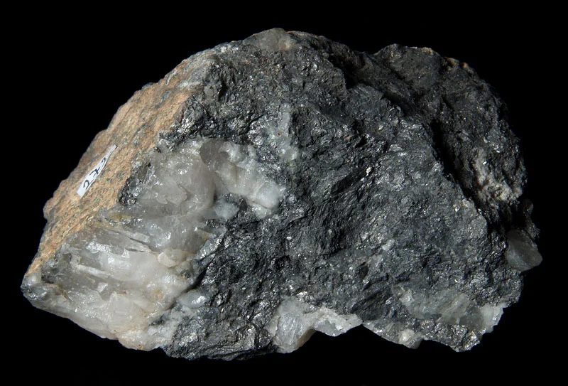 Fotografie minerálu Arzenopyrit z lokality Horní Slavkov, Czech Republic