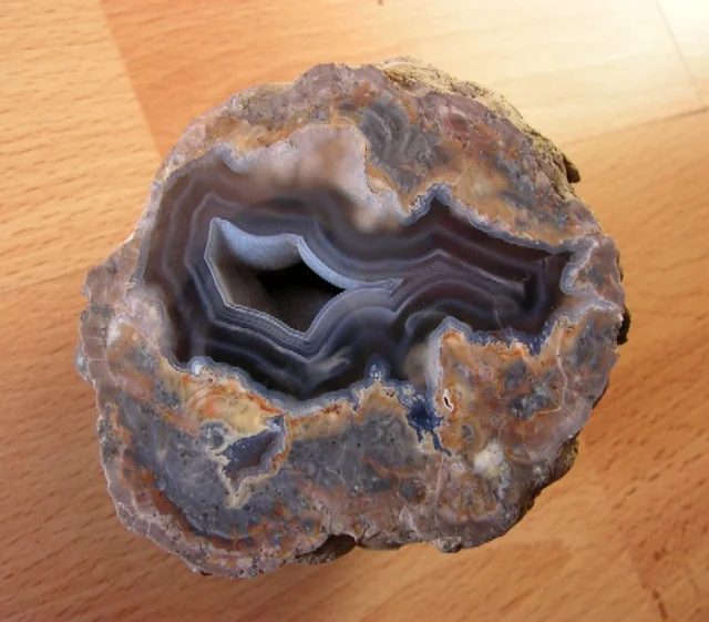 Fotografie minerálu Křemen (var. chalcedon) z lokality Byšta, Slovakia