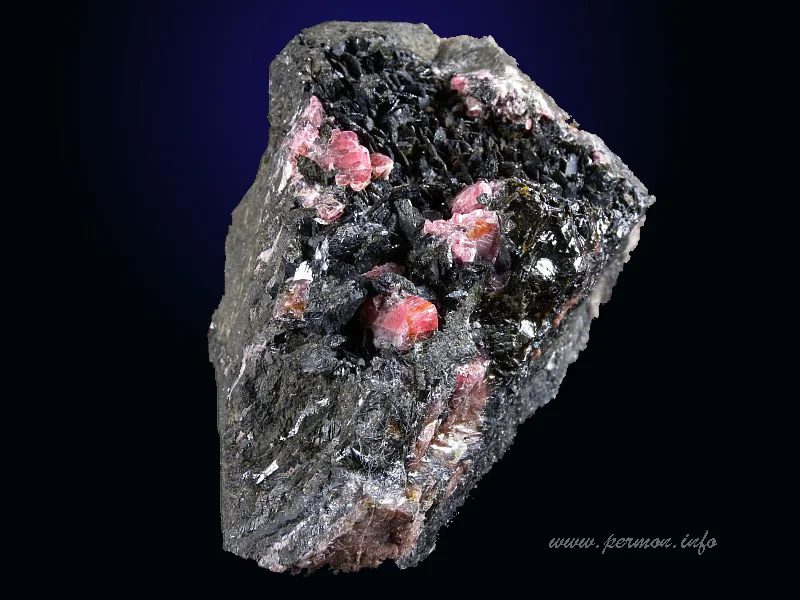 Fotografie minerálu Rodonit z lokality Chvaletice, Czech Republic
