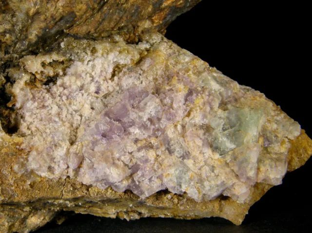 Fotografie minerálu Fluorit z lokality Telnice, Czech Republic