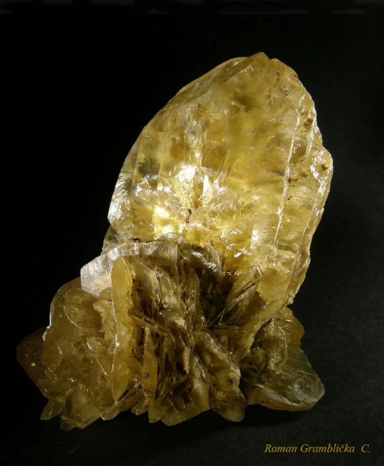 Fotografie minerálu Sádrovec z lokality Libouš, Czech Republic