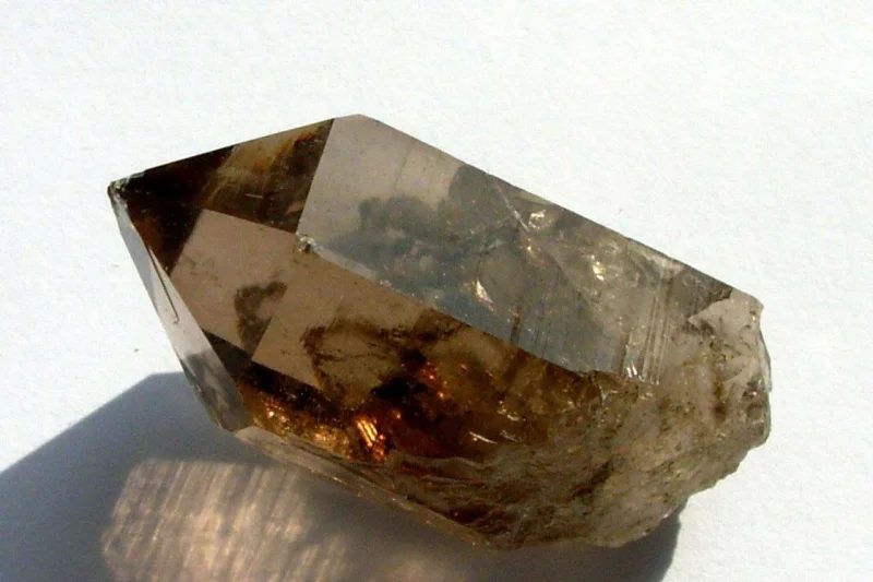 Fotografie minerálu Křemen (var. záhněda) z lokality Zinggenstock, Switzerland