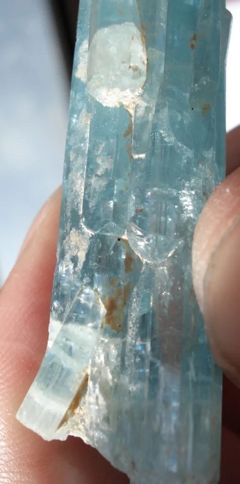 Fotografie minerálu Beryl (var. akvamarín) z lokality Hutag Ull Ord, Mongolia