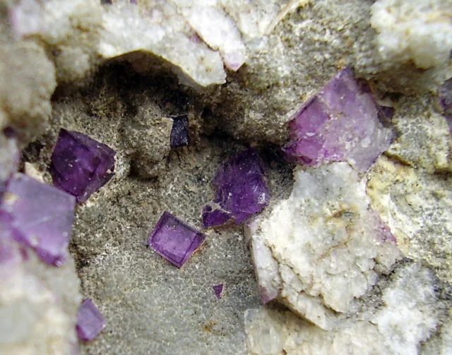 Fotografie minerálu Fluorit z lokality Kožlí, Czech Republic