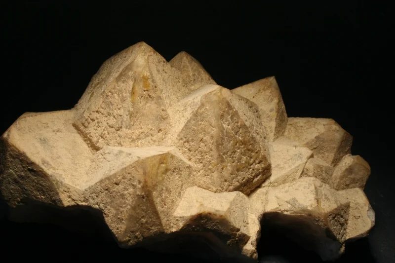 Fotografie minerálu Křemen (var. ametyst) z lokality Bochovice, Czech Republic