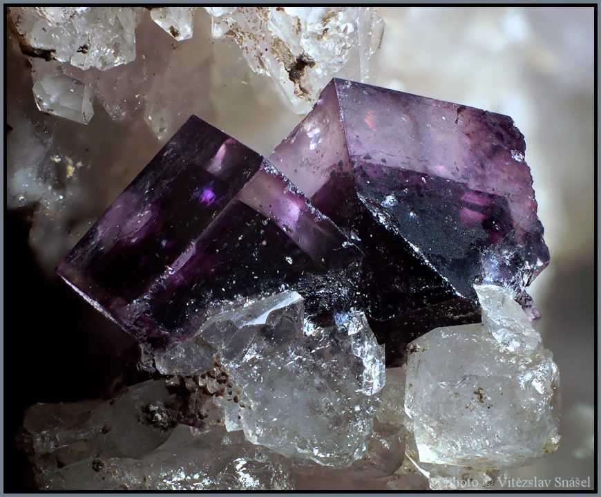 Fotografie minerálu Fluorit z lokality Cínovec, Czech Republic