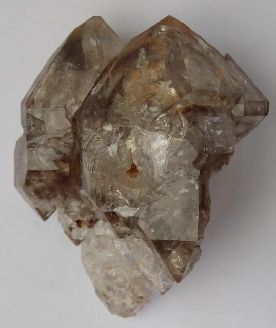 Fotografie minerálu Křemen (var. záhněda) z lokality Dolní Bory, Czech Republic