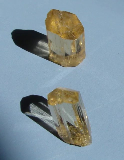 Fotografie minerálu Marialit z lokality Tsarasaotra, Tanzania