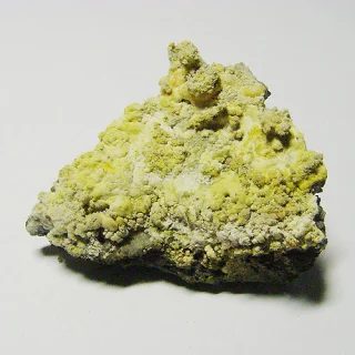 Fotografie minerálu Mascagnit z lokality Důl Schoeller, Kladno, Czech Republic