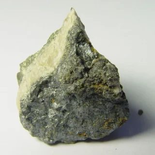 Fotografie minerálu Scainiit z lokality Dúbrava, Slovakia
