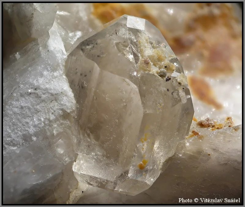 Fotografie minerálu Topaz z lokality Shigar District, Gilgit-Baltistan, Pakistan