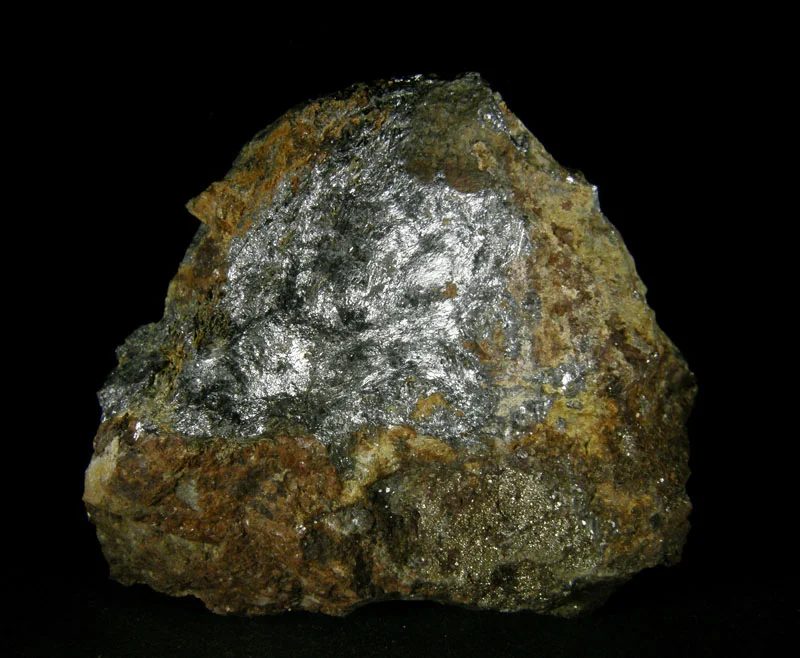Fotografie minerálu Jamesonit z lokality Nižná Slaná, Slovakia