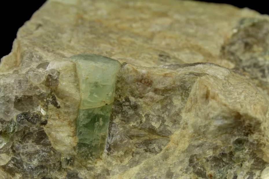 Fotografie minerálu Beryl z lokality Maršíkov, Střelecký důl, Czech Republic