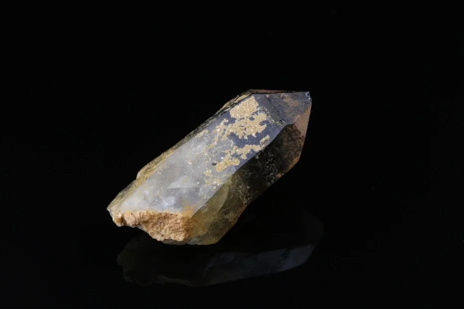 Fotografie minerálu Křemen (var. záhněda) z lokality Strážek, Czech Republic