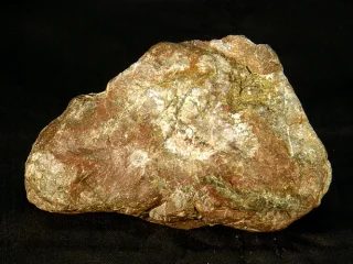 Fotografie minerálů Triplit, Zwieselit z lokality Horní Slavkov, Czech Republic