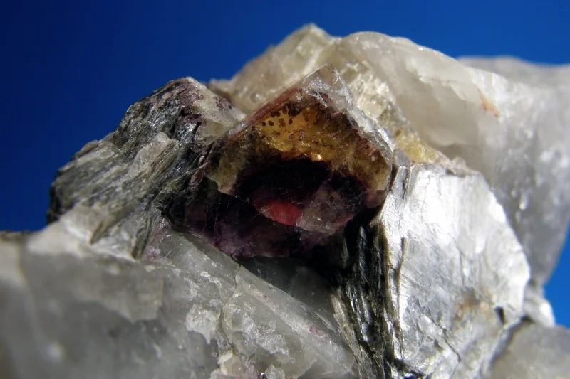Fotografie minerálu Fluorit z lokality Cínovec, Czech Republic