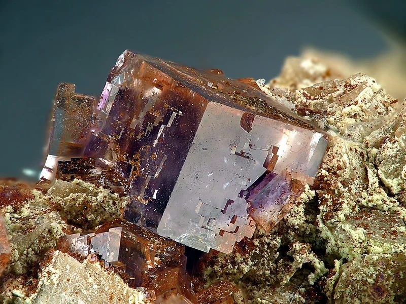 Fotografie minerálu Fluorit z lokality Krupka, Czech Republic