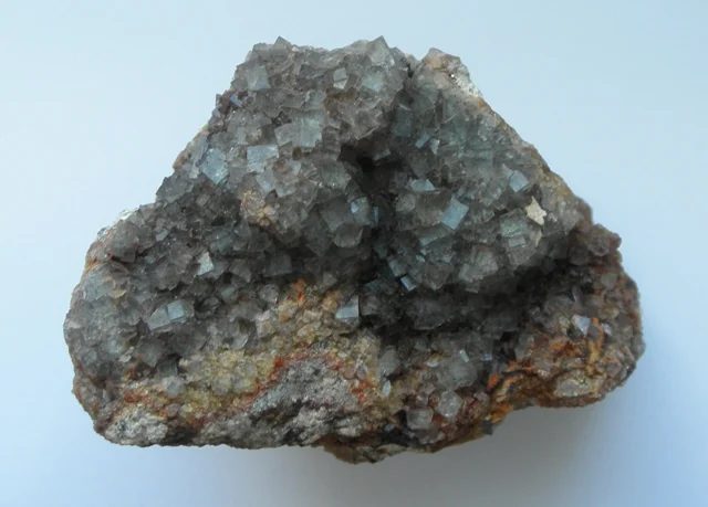 Fotografie minerálu Fluorit z lokality Bouřňák, Czech Republic