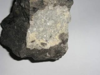 Fotografie minerálu Dolomit z lokality Jelšava, Slovakia