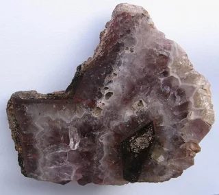 Fotografie minerálu Křemen (var. ametyst) z lokality Horní Halže, Czech Republic