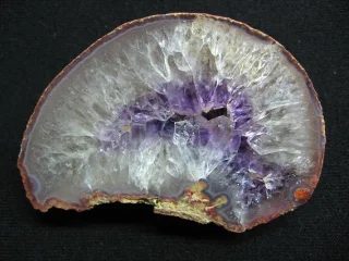 Fotografie minerálu Křemen (var. ametyst) z lokality Rašovka, Czech Republic
