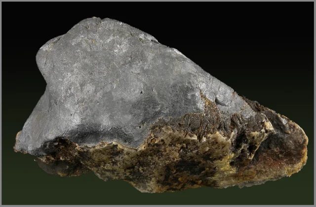 Fotografie minerálu Galenit z lokality Stříbro, štola Prokop, Czech Republic