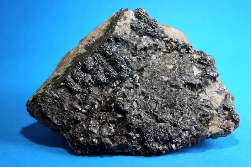 Fotografie minerálu Uraninit z lokality Příbram, Czech Republic