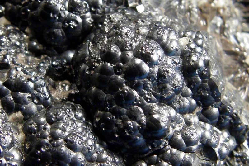 Fotografie minerálu Uraninit z lokality Příbram, Czech Republic
