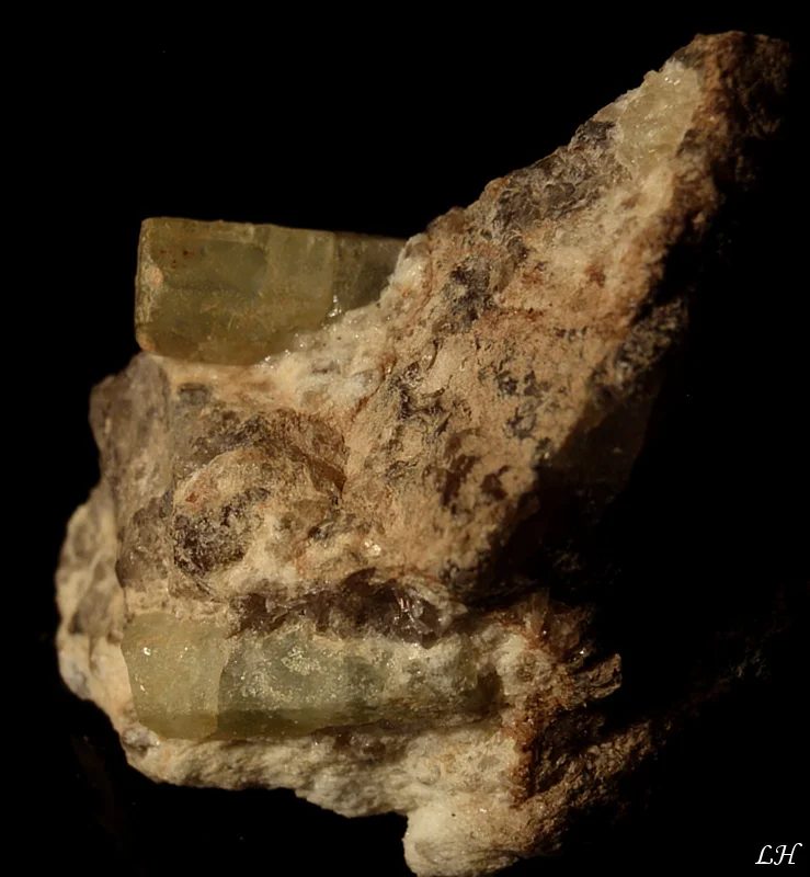 Fotografie minerálu Beryl z lokality Maršíkov, Střelecký důl, Czech Republic