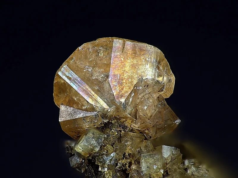 Fotografie minerálu Chabazit (var. fakolit) z lokality Rytina soutěska, Sebuzín, Czech Republic